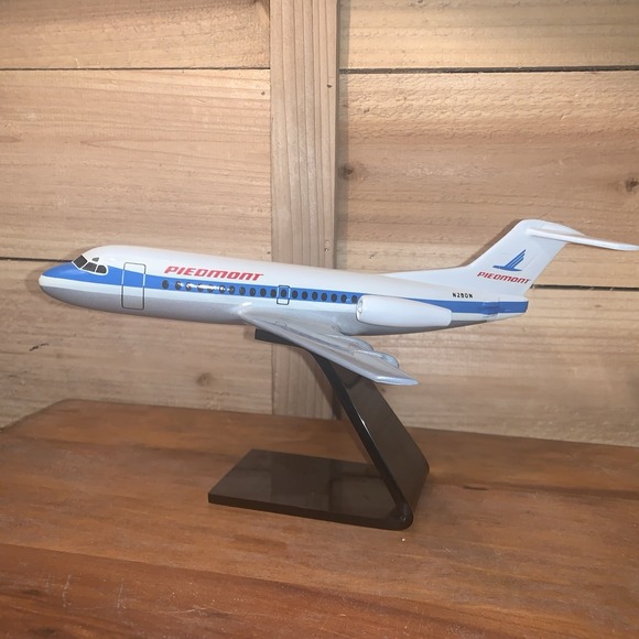 Other - Piedmont Airlines Fokker F28-1000 Fellowship Plane N280N Pacemaker Desk Model